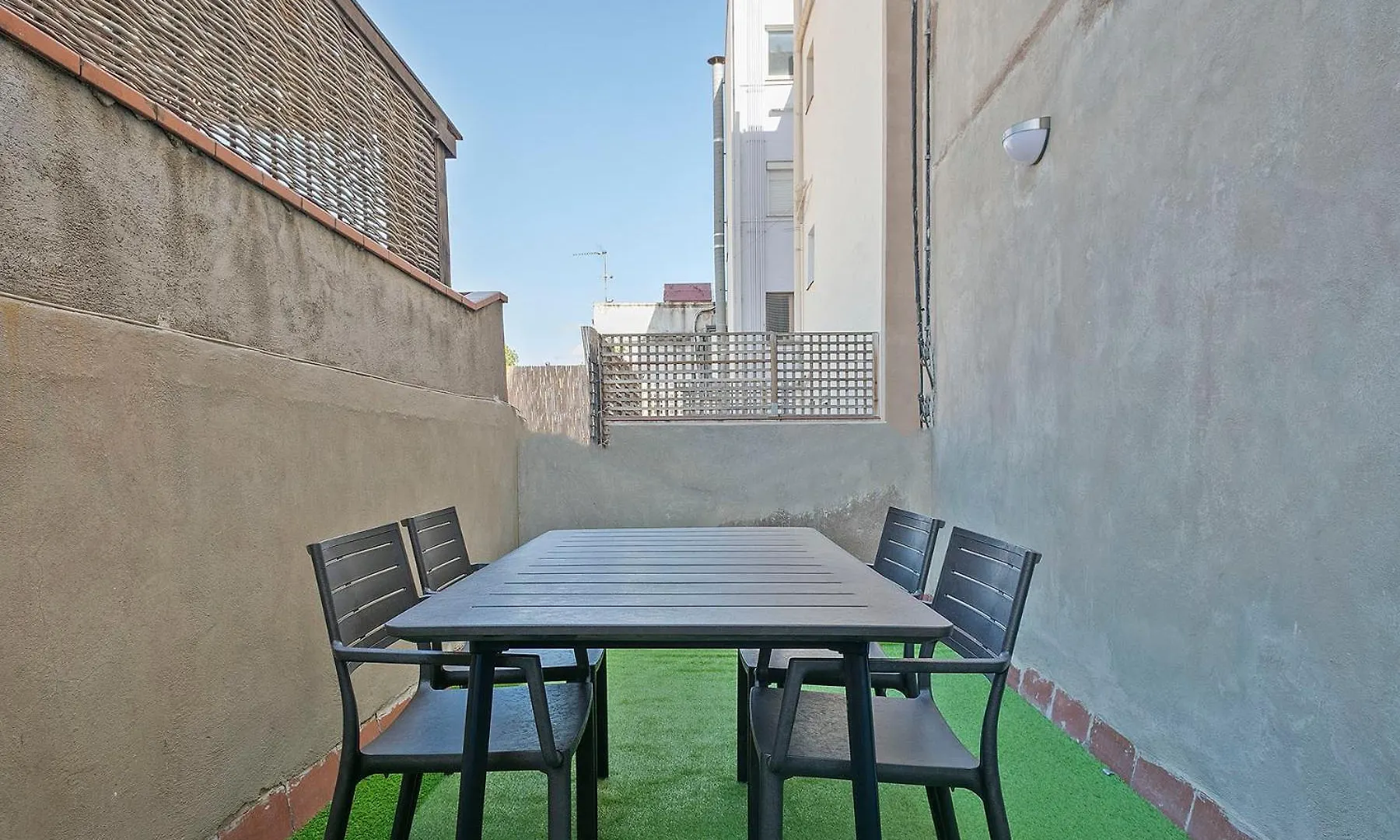 Alcam Colon Apartment Barcelona Spain