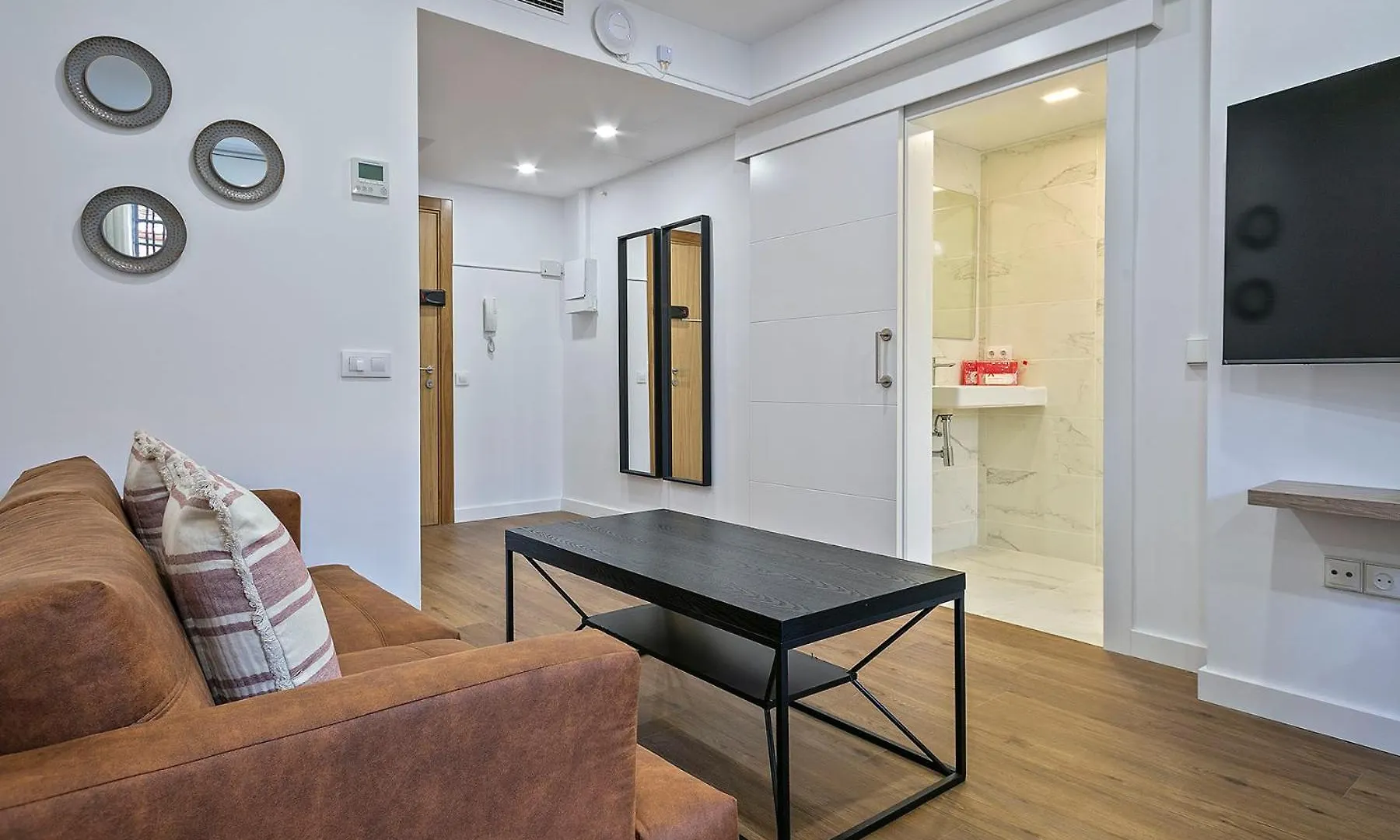 Alcam Colon Apartment Barcelona Spain