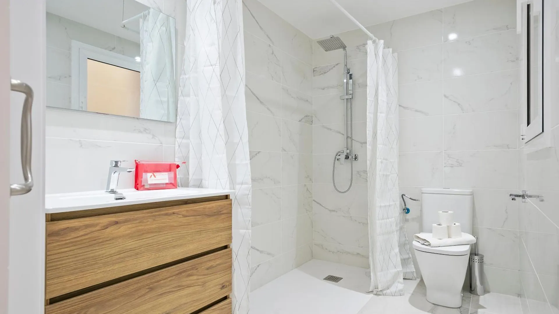 Alcam Colon Apartment Barcelona