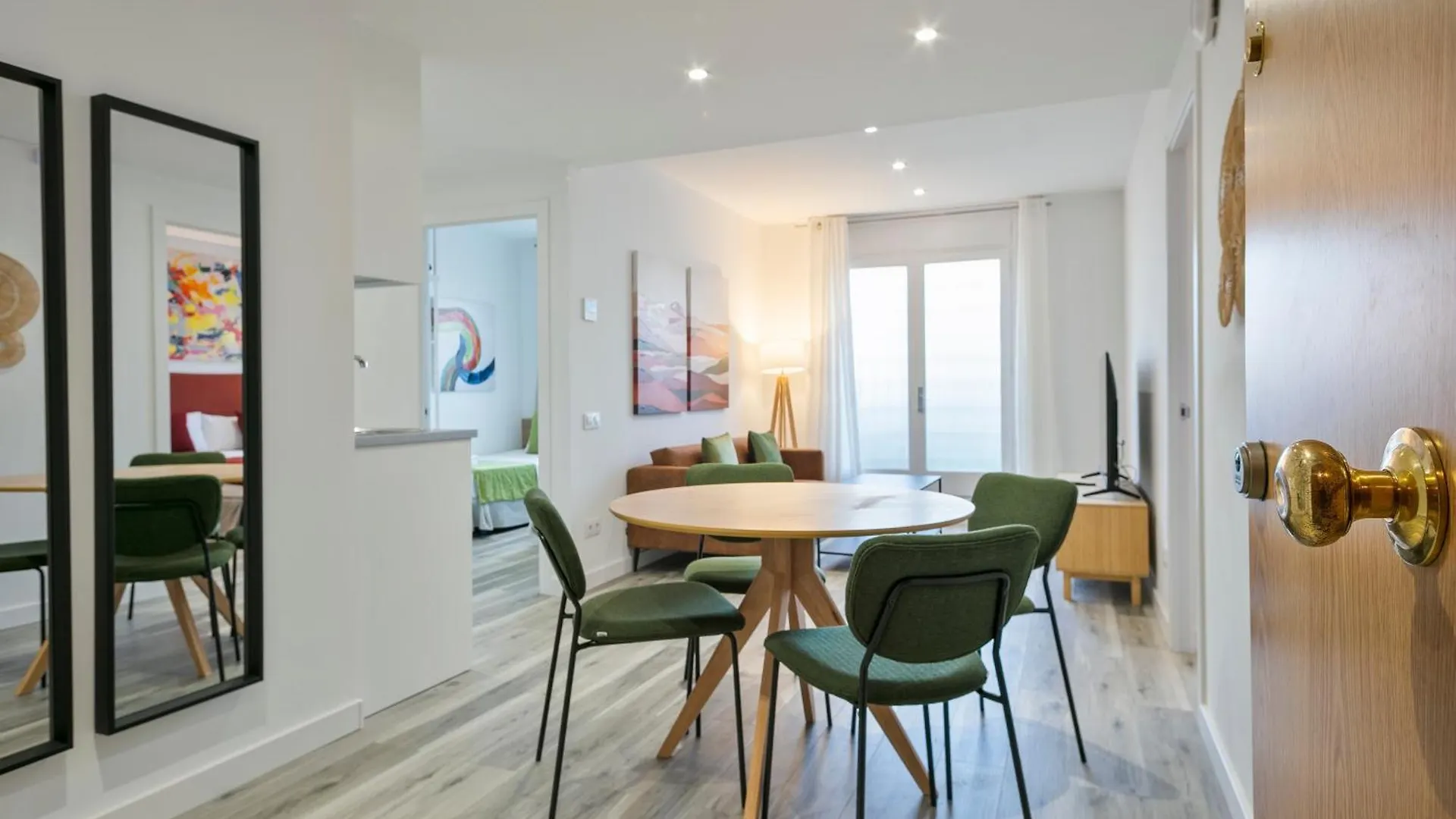 Apartmán Alcam Colon Barcelona 0*,  Španělsko